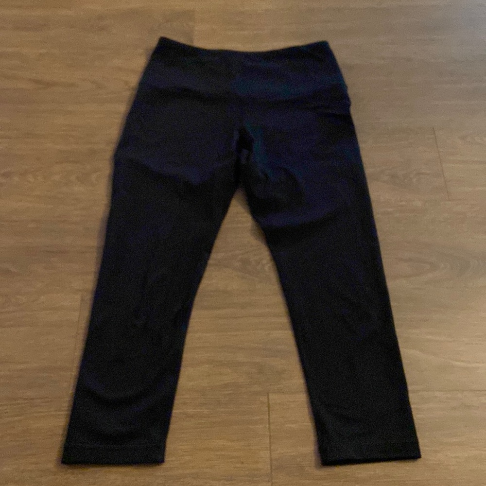 Yogalicious black leggings. No pilling, gently worn, like new.
